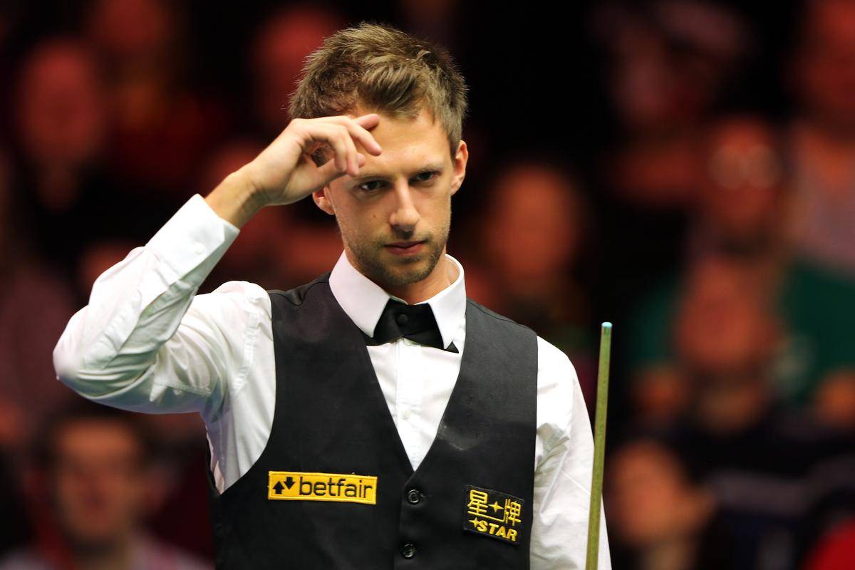 冠比赛中屡 冠比赛中屡